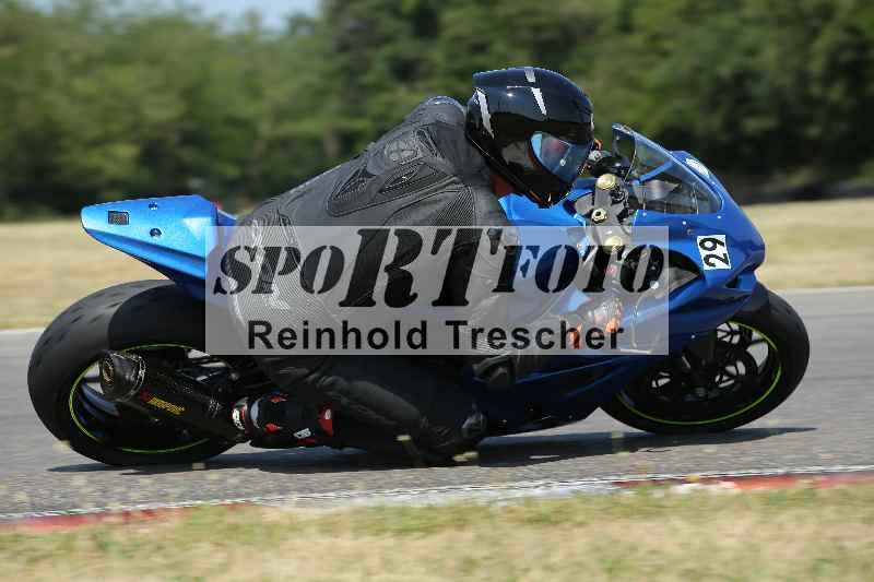 /Archiv-2023/28 05.06.2023 Moto Club Anneau du Rhin/vert-medium/29